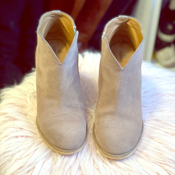 Susina suede booties - Picture 1 of 4